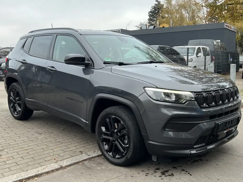 <strong>Vente aux enchères</strong> Jeep Compass 1.3 Night Hawk Automatic