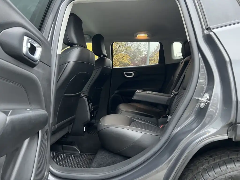 Jeep Compass 1.3 Night Hawk Automatic #19