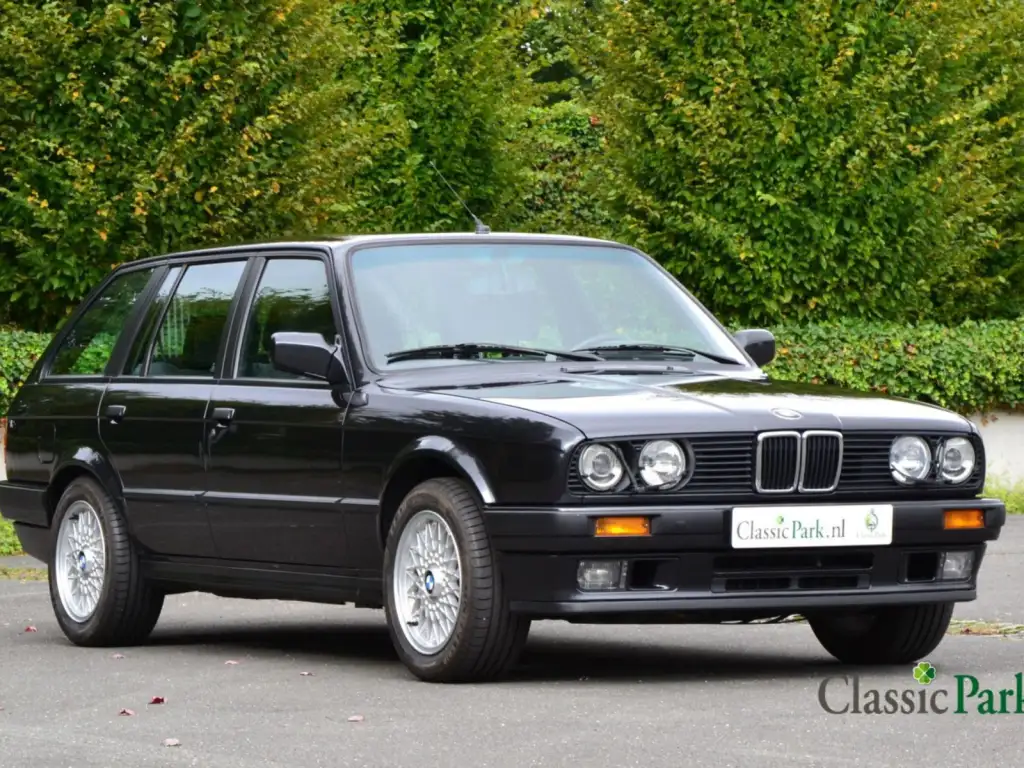 1990 BMW E30 325i Touring - Handgeschakeld #1